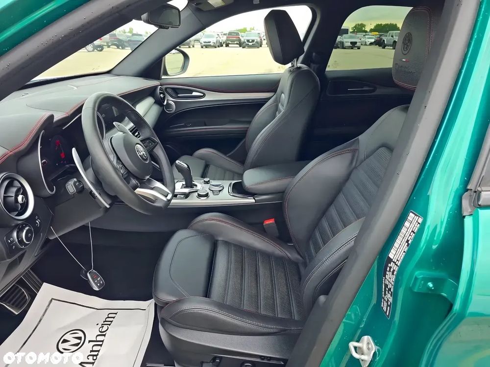 Alfa Romeo Stelvio 2.0 Turbo 16V AT8-Q4 Tributo Italiano - 7