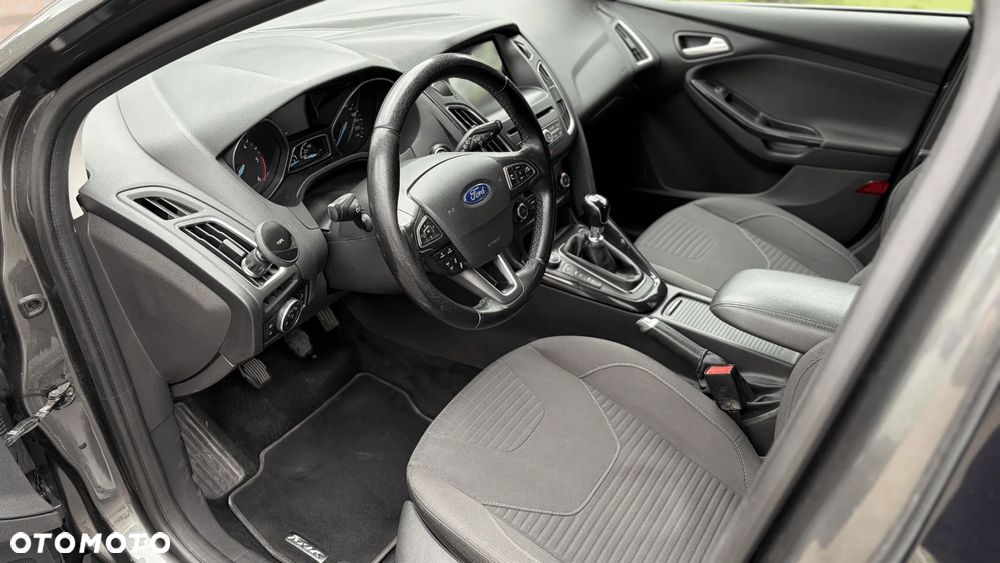 Ford Focus 1.5 TDCi DPF Start-Stopp-System Titanium - 10