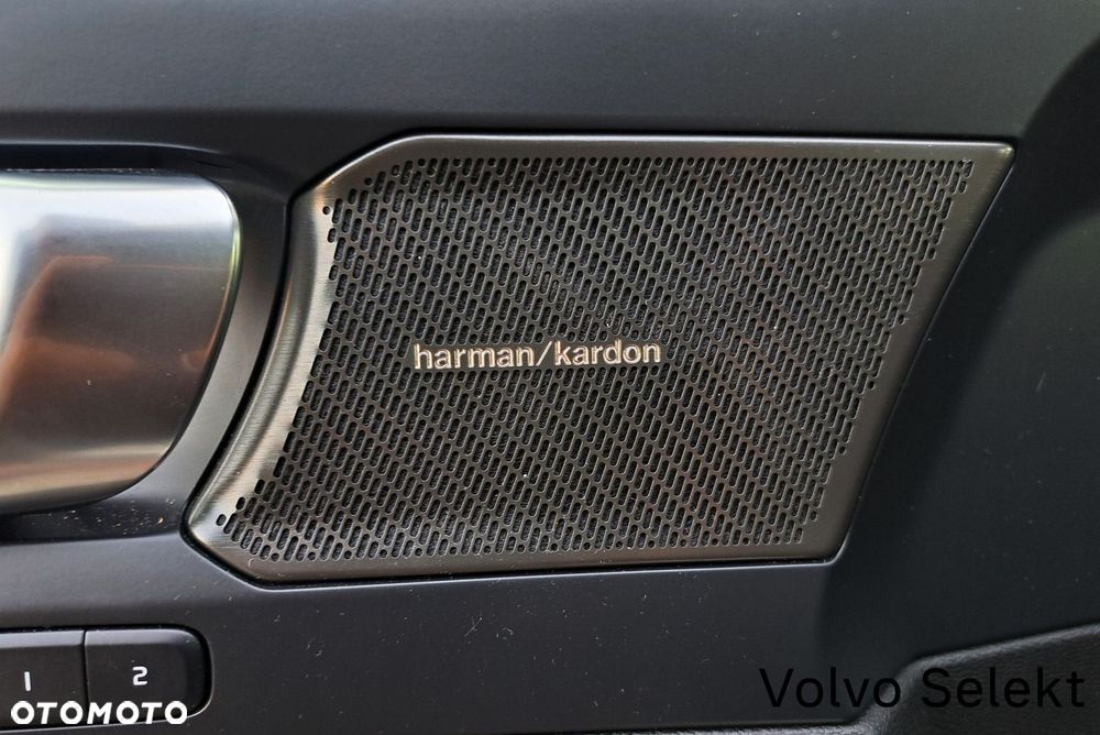 Volvo XC 40 - 30