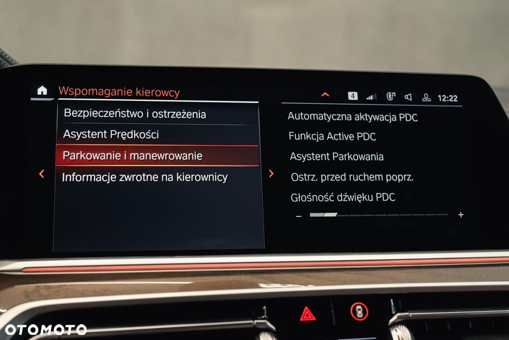 BMW X7 M50i sport - 24
