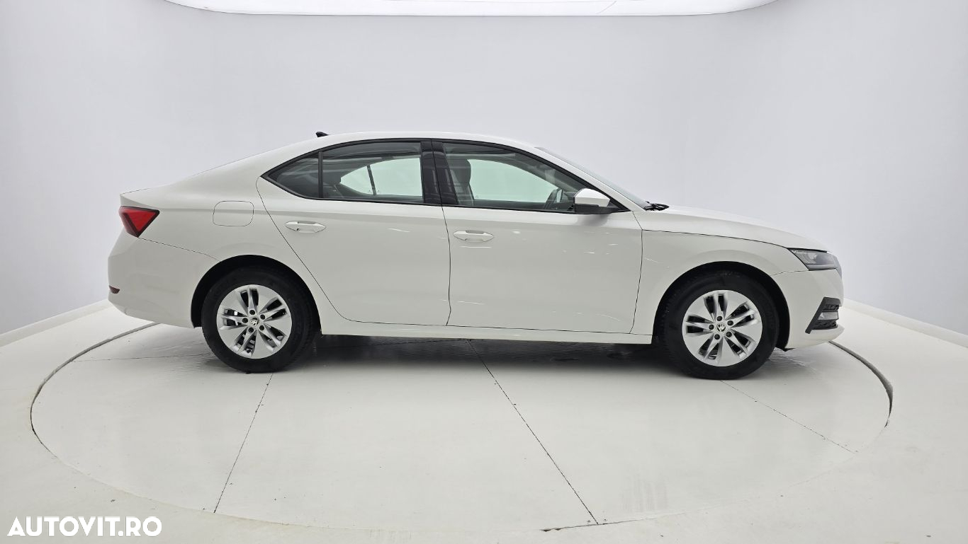 Skoda Octavia - 5
