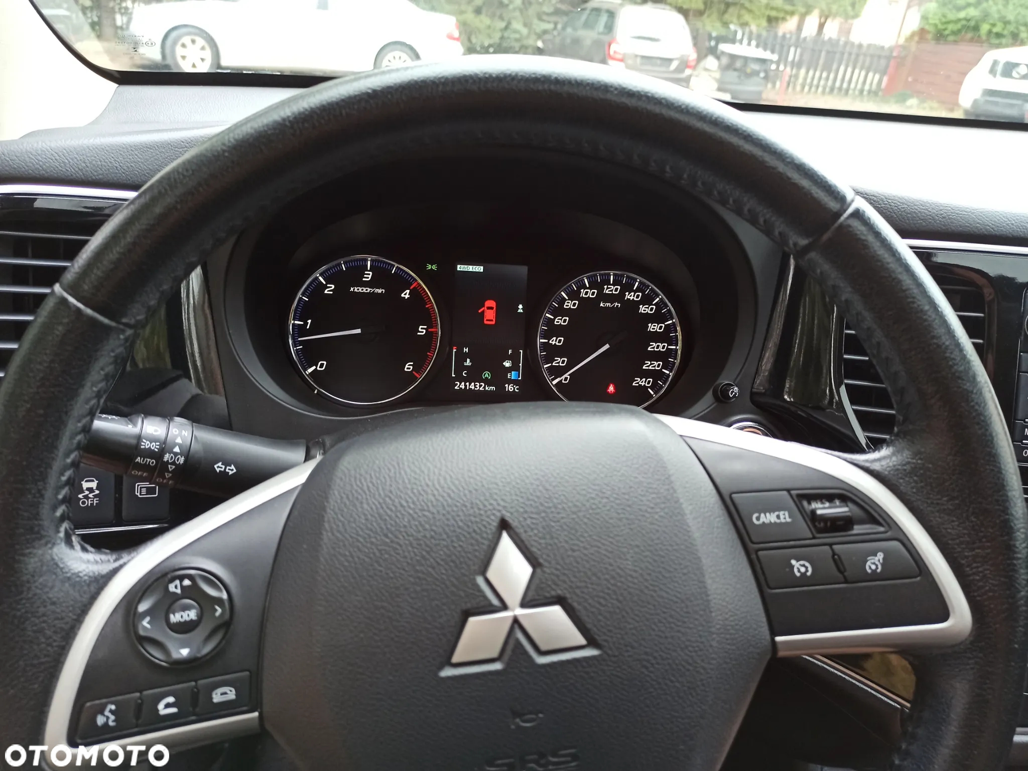 Mitsubishi Outlander 2.2 DID Intense + 4WD - 19