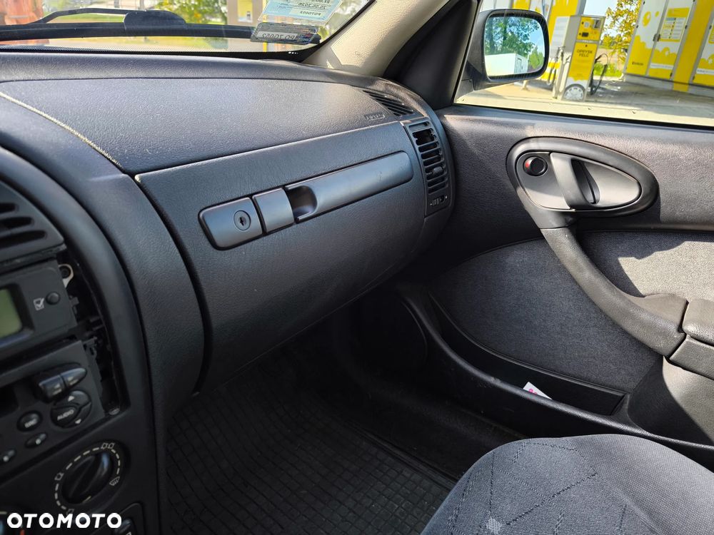 Citroën Xsara 1.6i Exclusive - 16