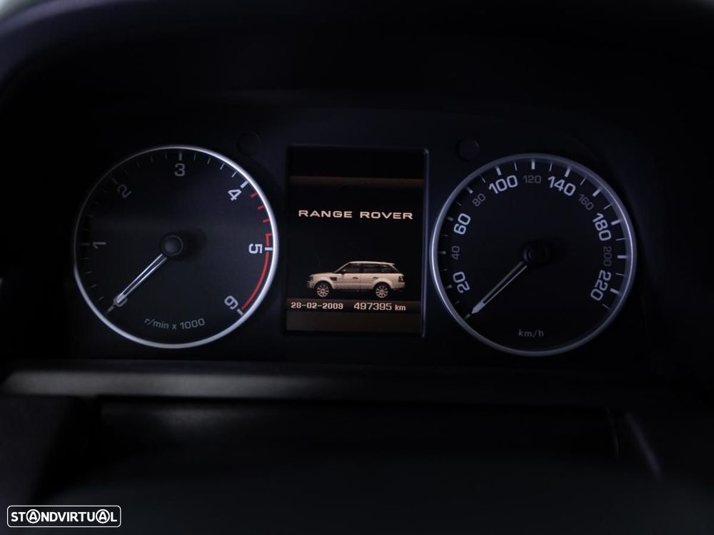 Land Rover Range Rover Sport 3.0 TDV6 HSE - 24