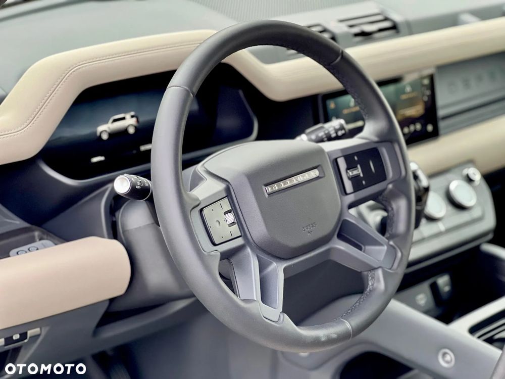 Land Rover Defender 3.0 D300 mHEV X-Dynamic SE - 17