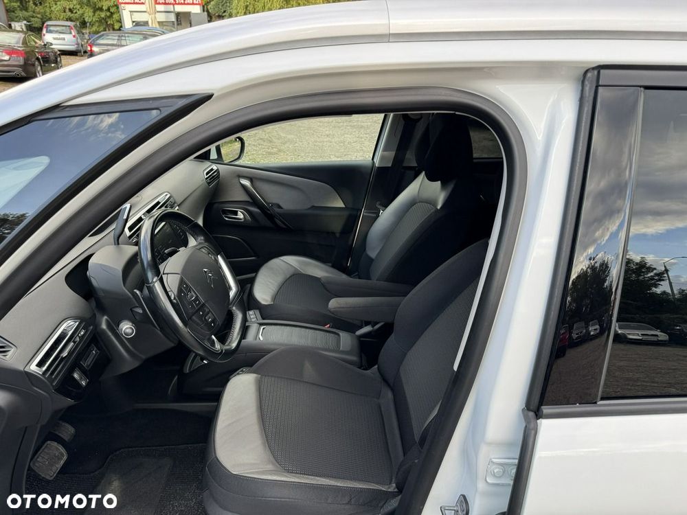 Citroën C4 Grand Picasso - 24