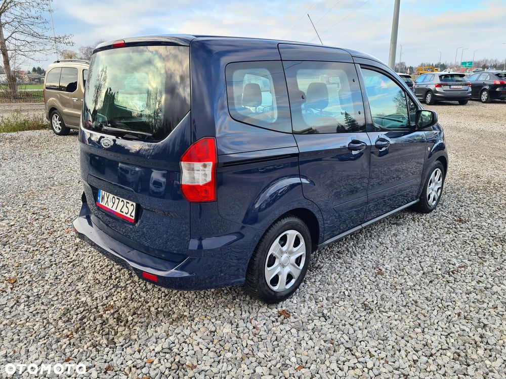 Ford Tourneo Courier 1.5 TDCi Trend - 6