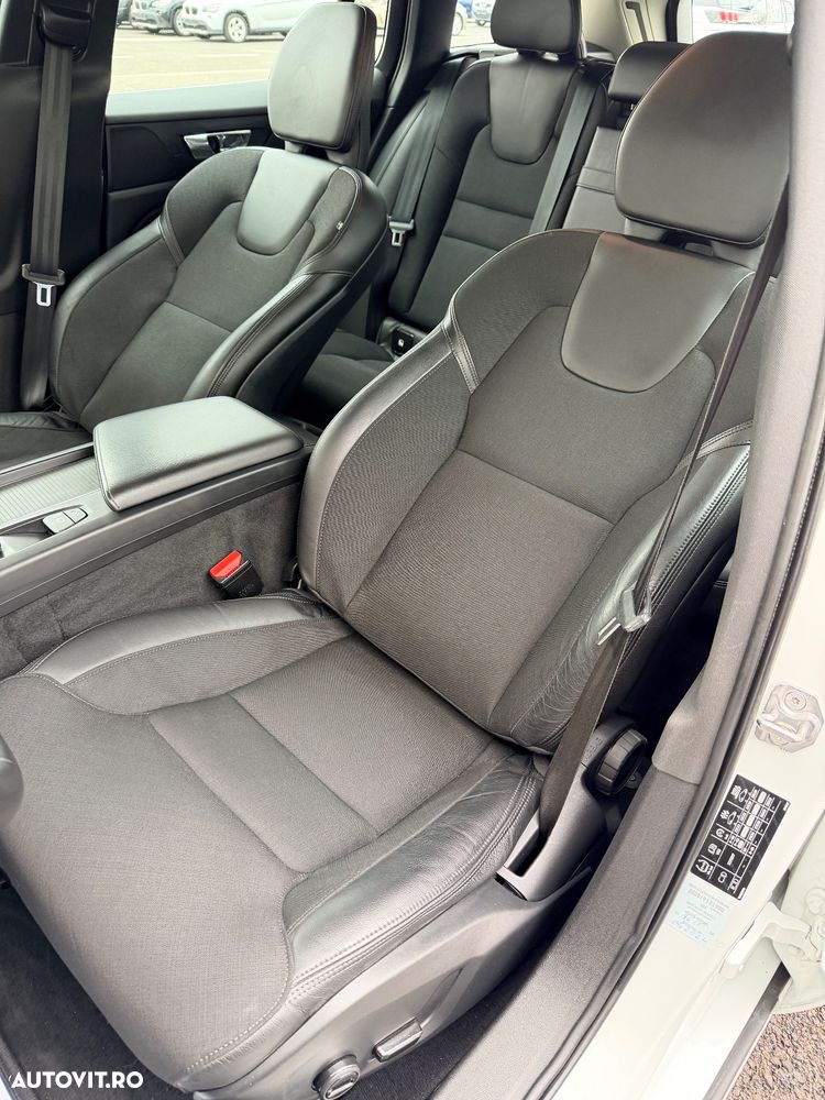 Volvo V60 D3 Momentum Pro - 17