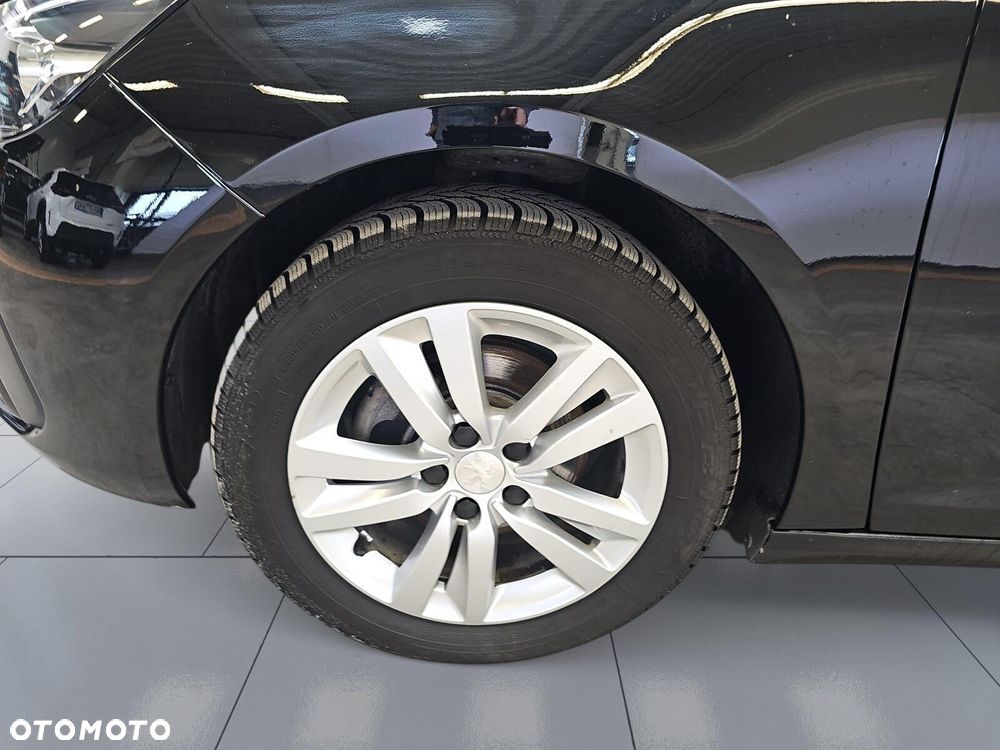 Peugeot 308 1.5 BlueHDi Active Pack S&S EAT8 - 32