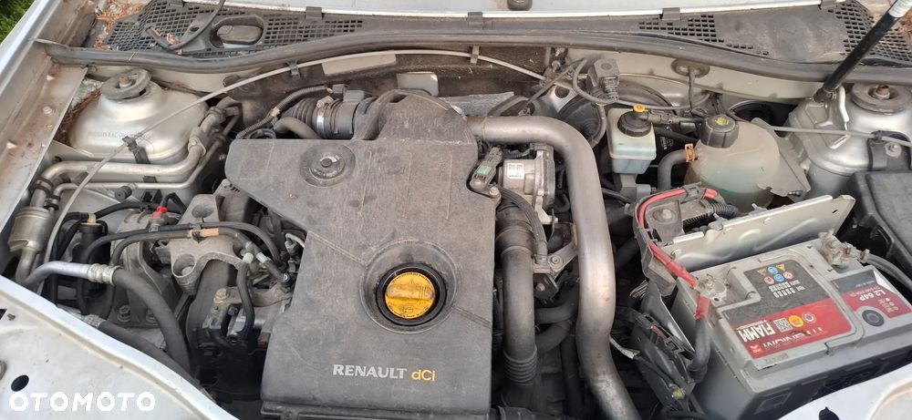 Dacia Duster dCi 90 FAP 4x2 Ambiance - 12