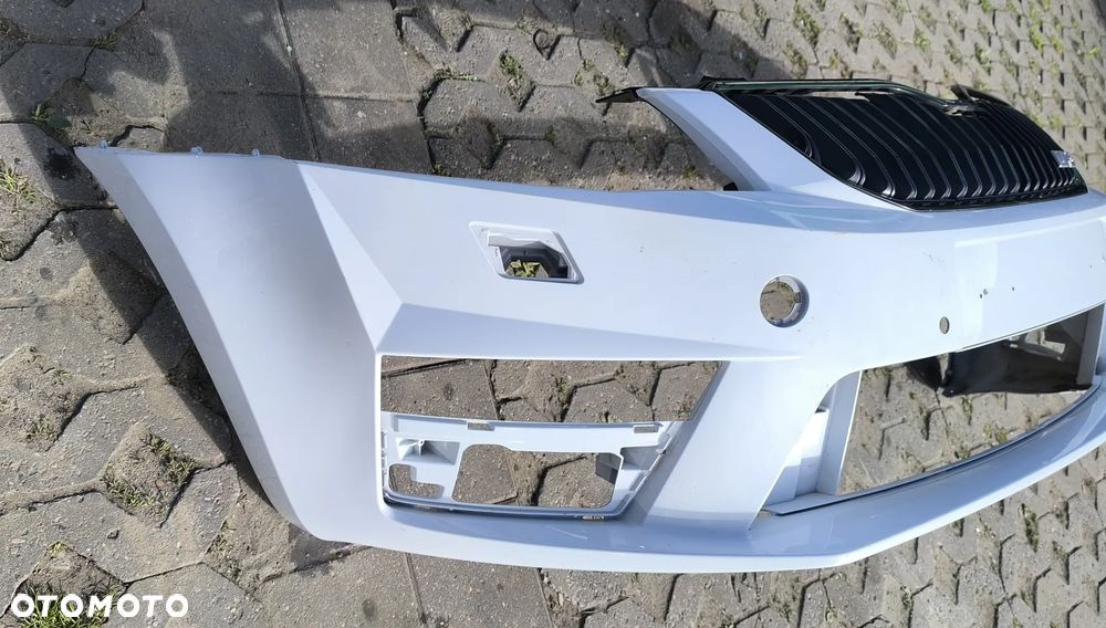 zderzak przód skoda octavia III 3 RS 5E0807221F - 5