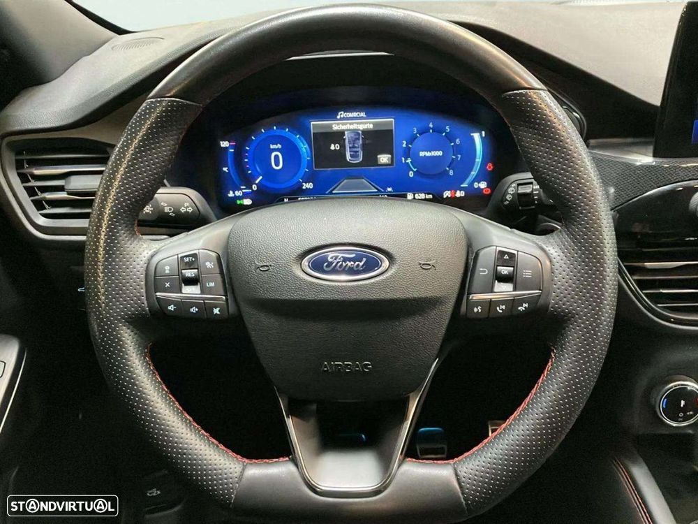 Ford Kuga 1.5 EcoBoost ST-Line - 11