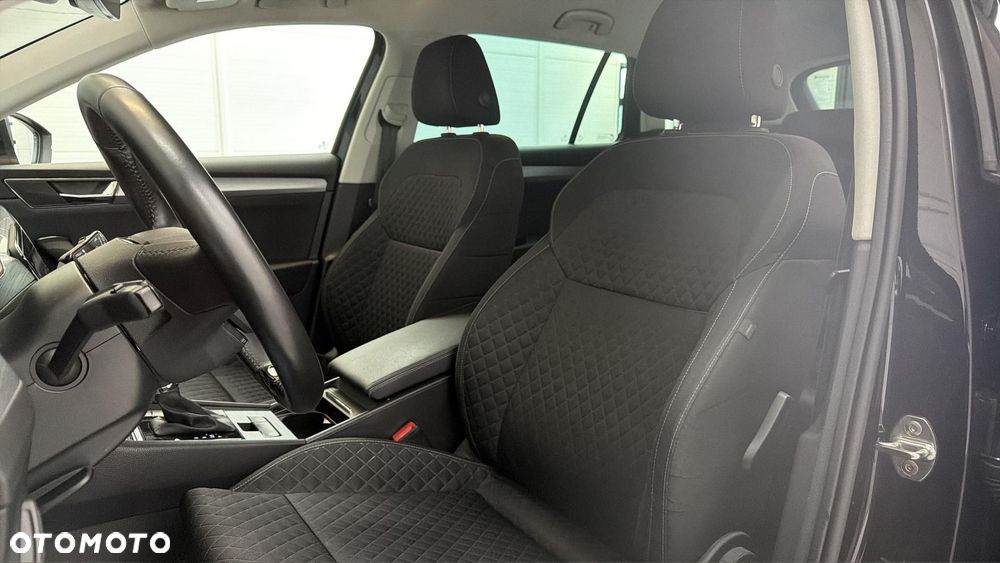 Skoda Superb 2.0 TDI SCR Ambition DSG - 11