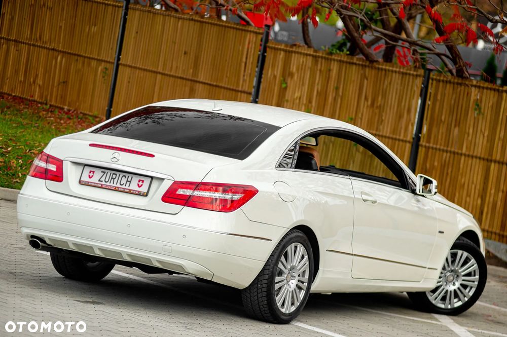 Mercedes-Benz Klasa E 250 BlueEFFICIENCY 7G-TRONIC Avantgarde - 19