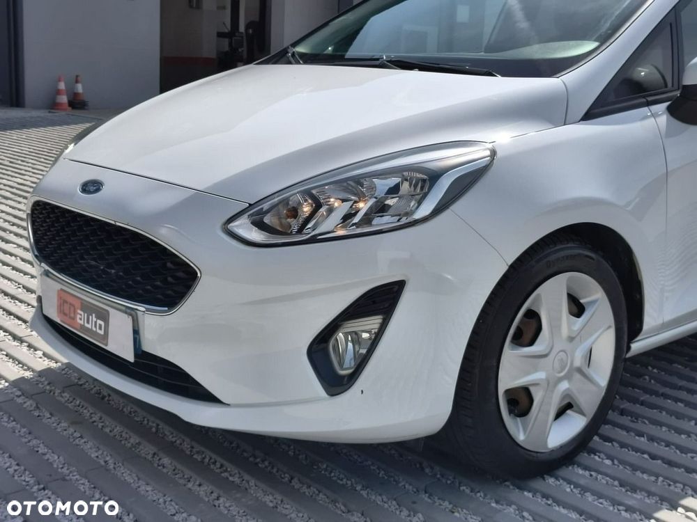 Ford Fiesta - 25