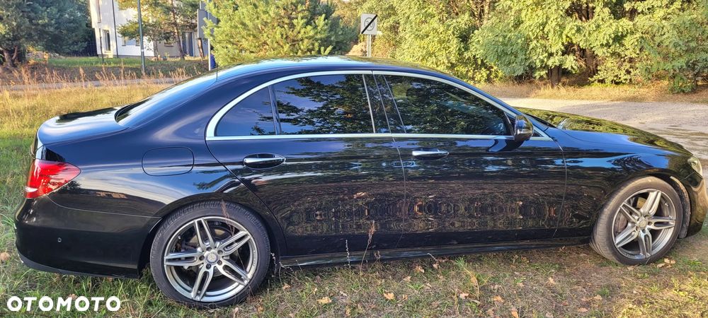 Mercedes-Benz Klasa E 220 d 9G-TRONIC - 13