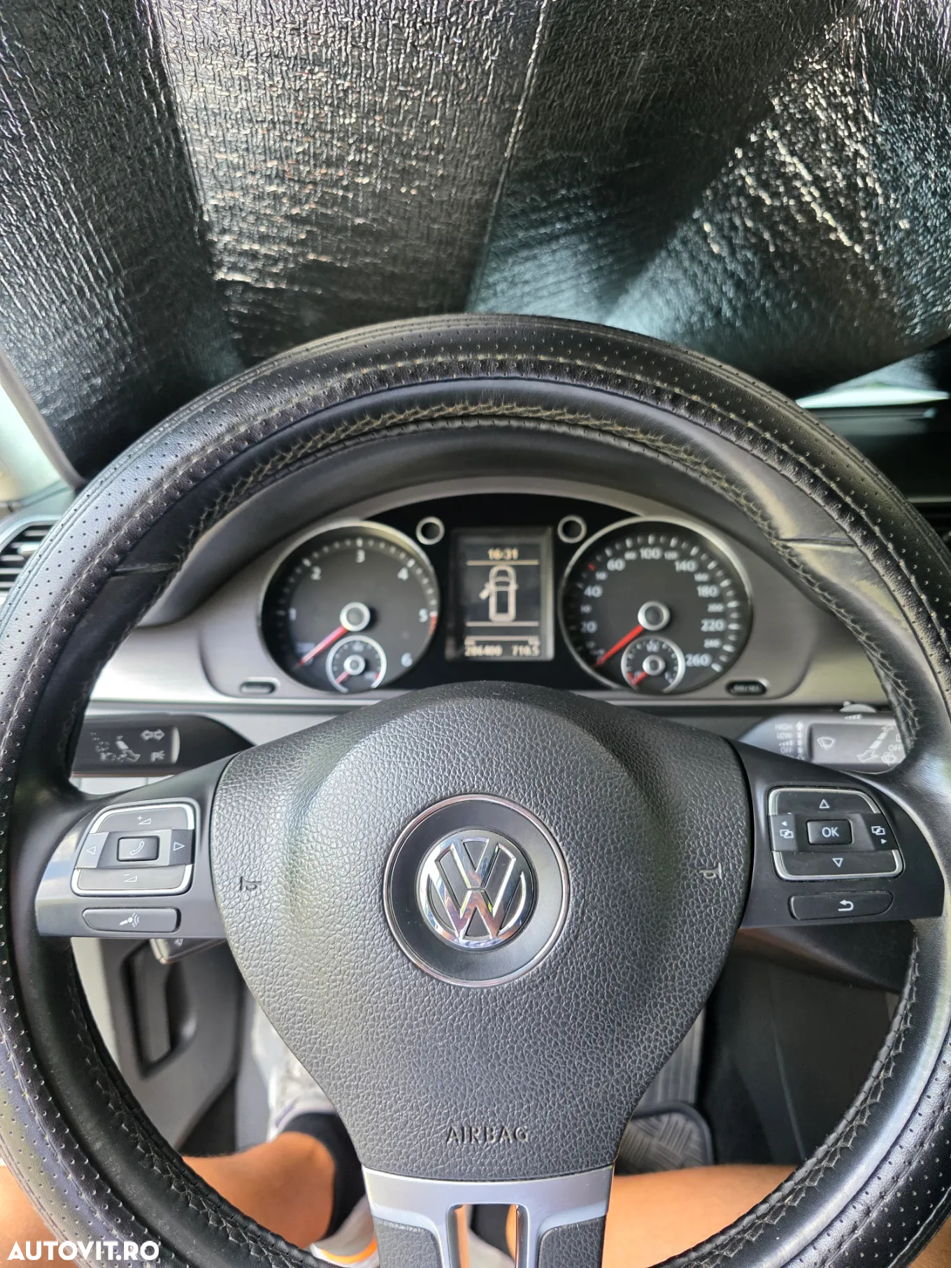 Volkswagen Passat - 9