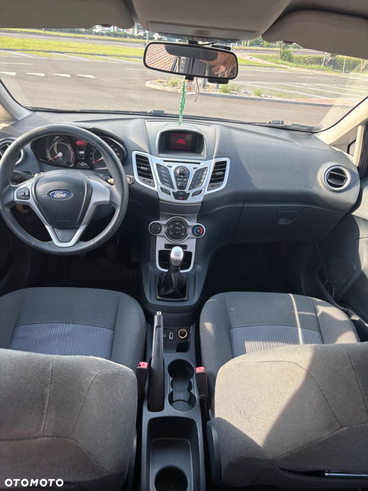 Ford Fiesta - 4
