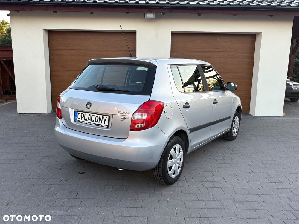 Skoda Fabia 1.2 HTP Ambiente - 4
