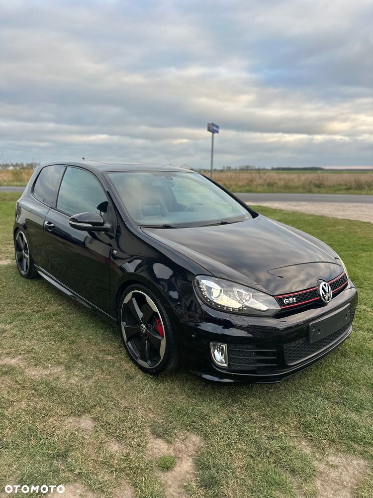 Volkswagen Golf - 4