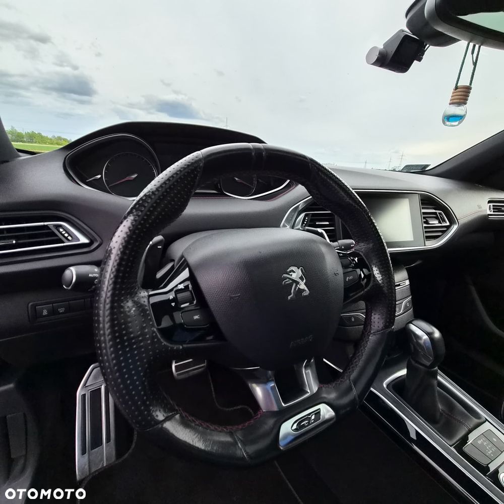 Peugeot 308 - 13