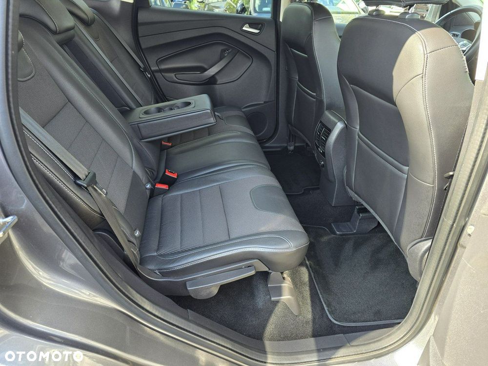 Ford Kuga 1.6 EcoBoost 2x4 Titanium - 13