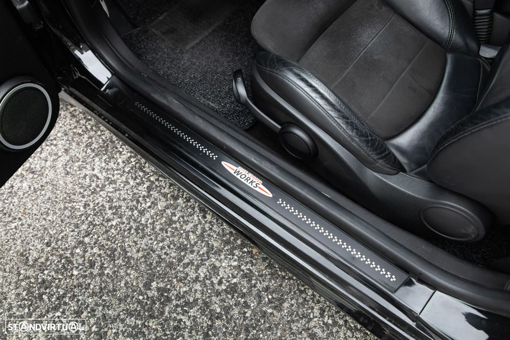 MINI 3 Portas John Cooper Works - 19