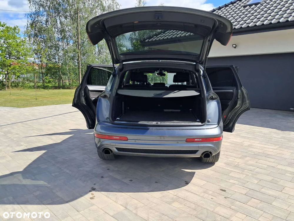 Audi Q7 - 13
