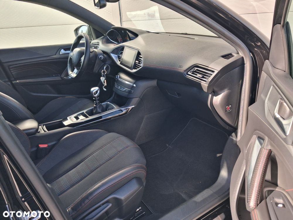Peugeot 308 PureTech 130 GPF Stop & Start GT Pack - 18