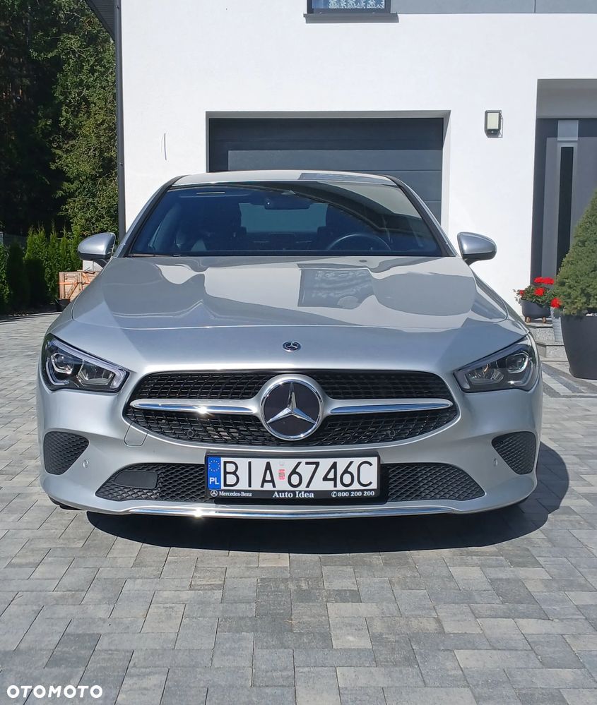 Mercedes-Benz CLA 200 7G-DCT Edition 2022 - 1