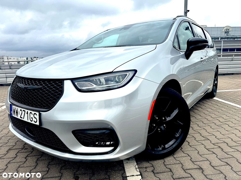 Chrysler Pacifica - 6