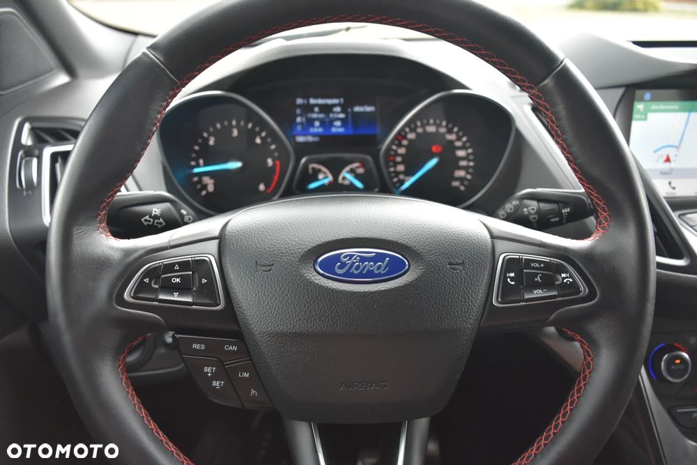 Ford Kuga - 22