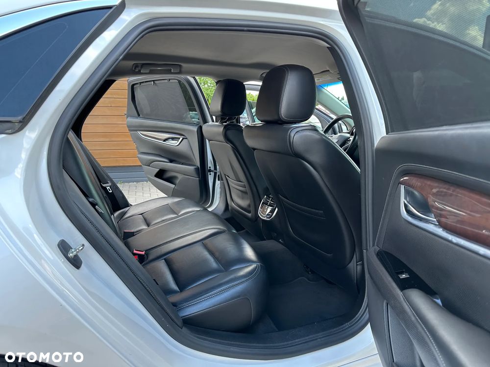 Cadillac XTS - 27