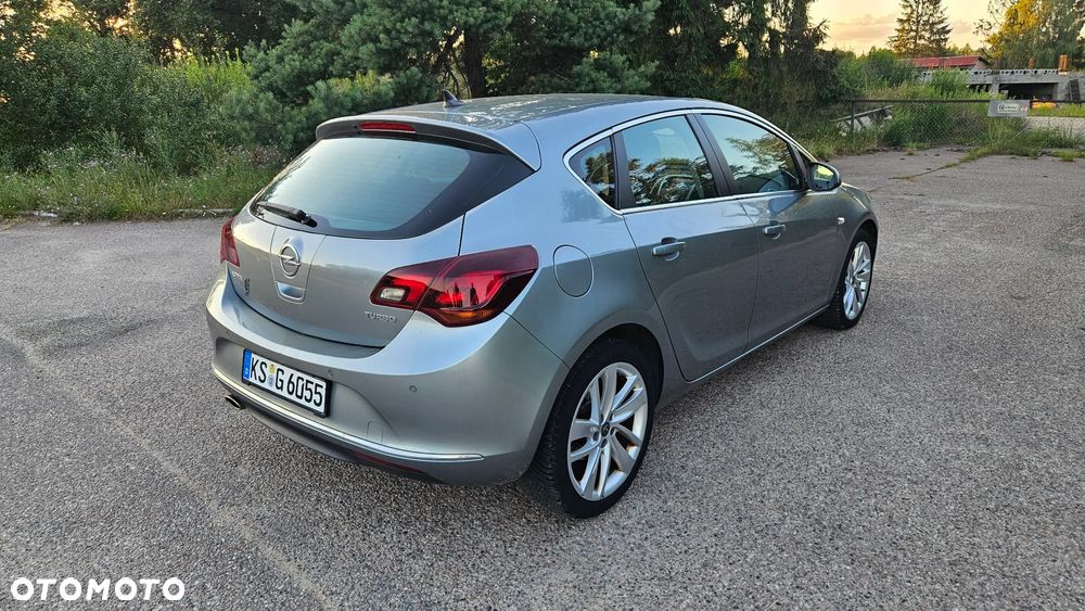 Opel Astra 1.4 T Cosmo - 6
