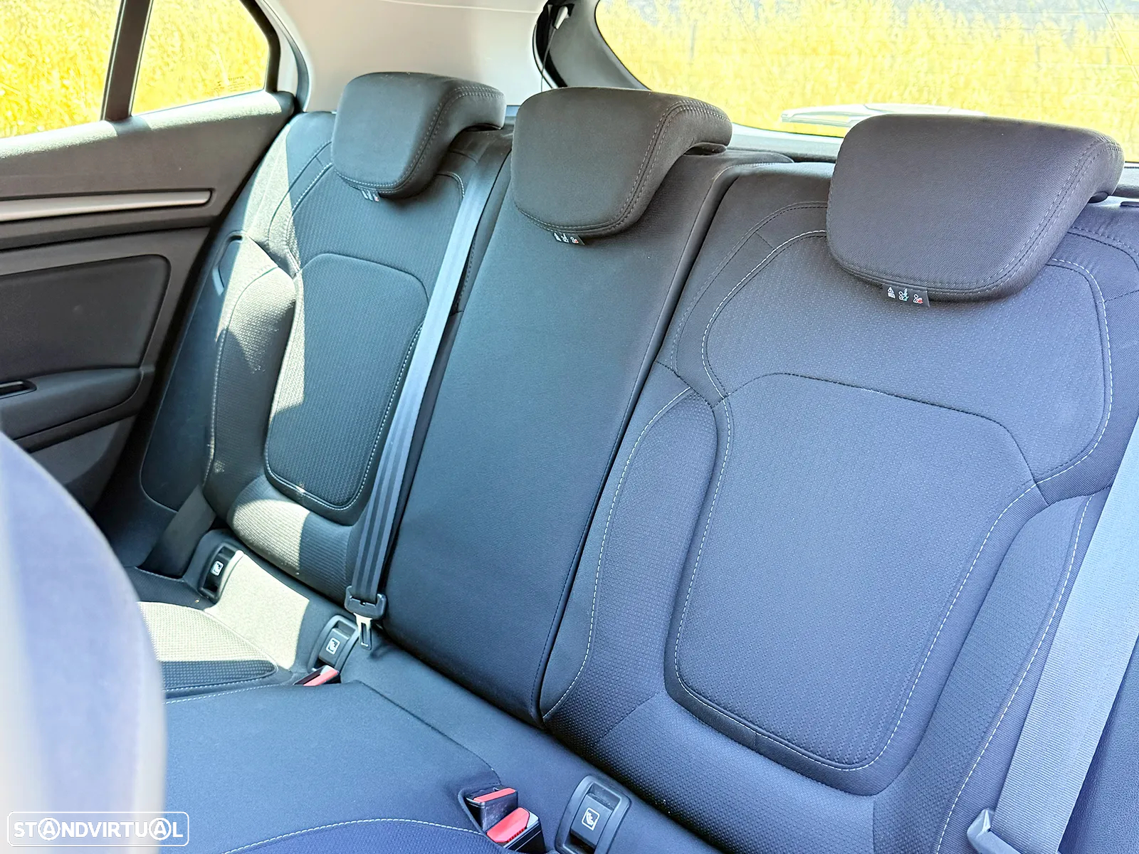 Renault Mégane 1.5 Blue dCi Limited - 19