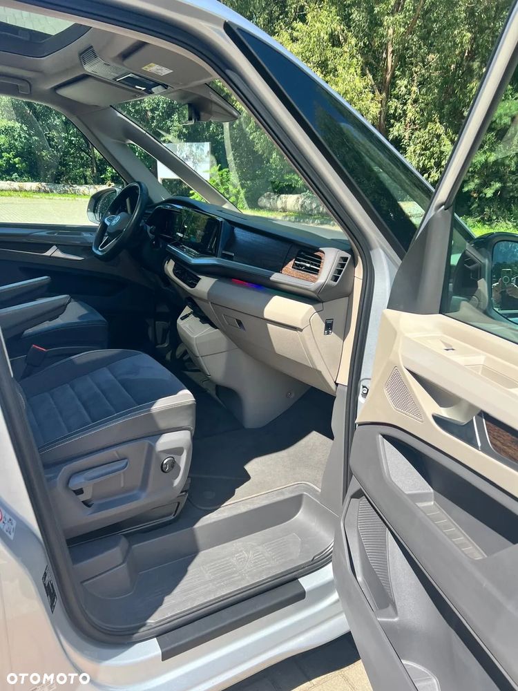 Volkswagen Multivan - 19