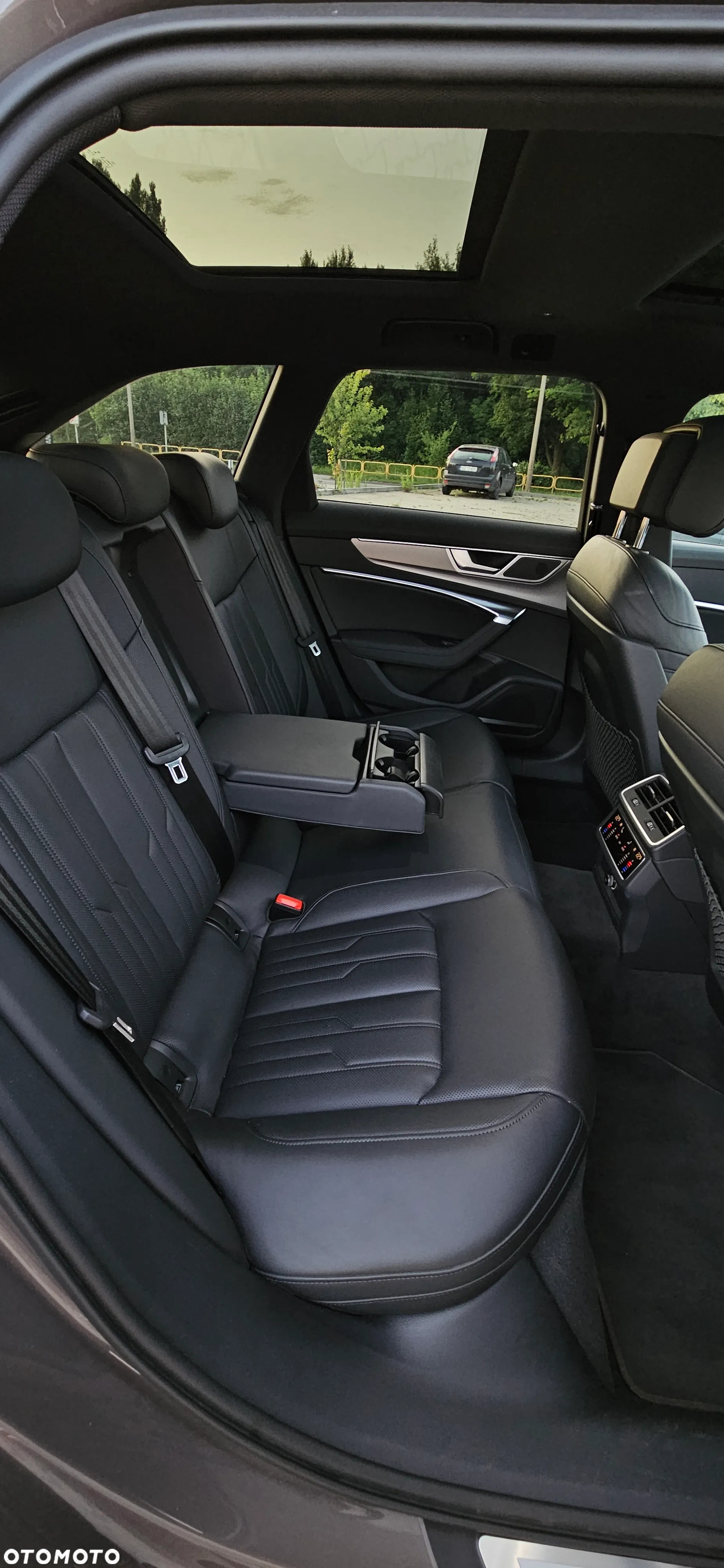 Audi A6 Avant 55 TFSI quattro S tronic - 37