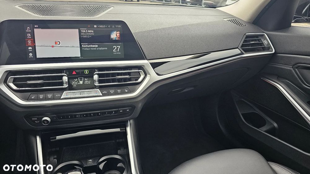 BMW Seria 3 320d xDrive Luxury Line - 20