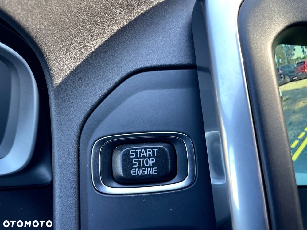 Volvo XC 60 - 31