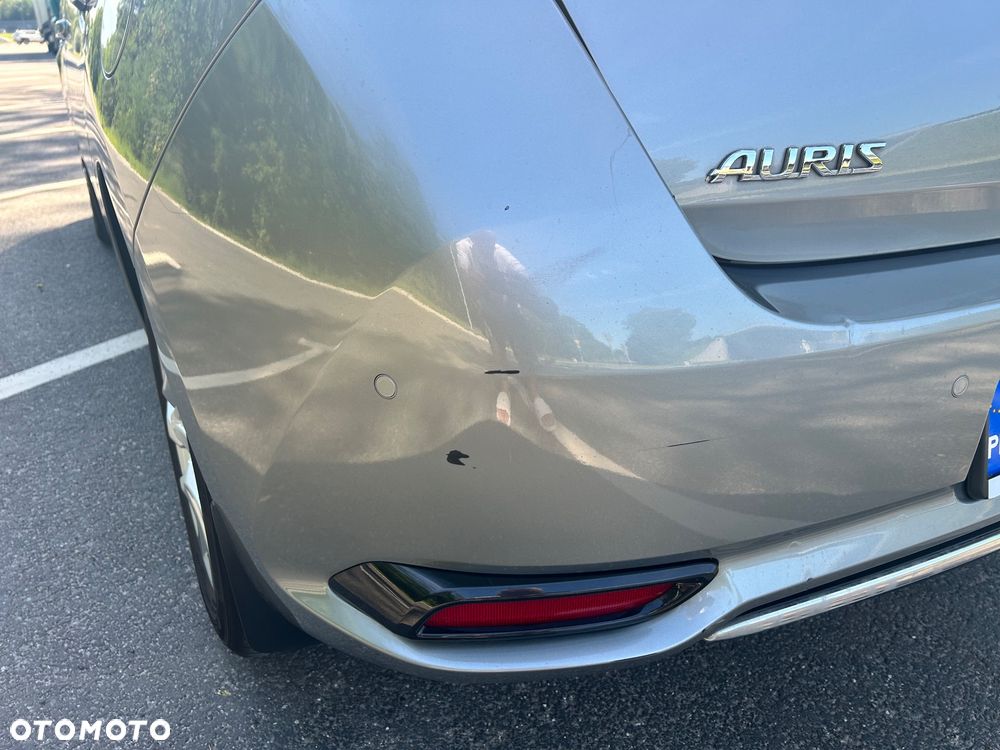 Toyota Auris Hybrid 135 Premium - 15