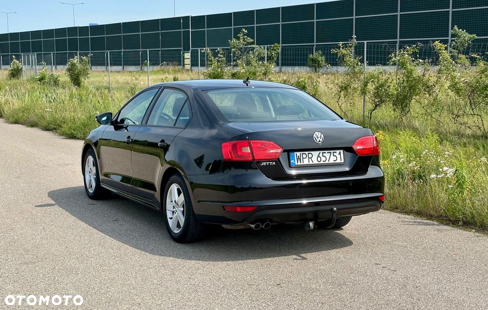 Volkswagen Jetta 1.4 TSI Comfortline - 6