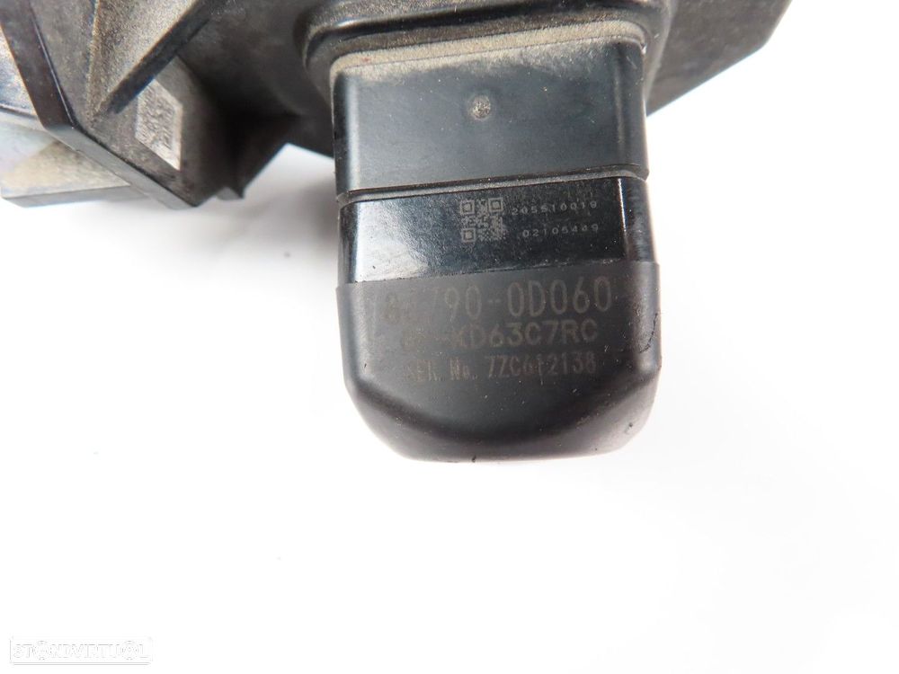 Camara Trás Seminovo/ Original TOYOTA YARIS (_P13_) 867900D060 - 3