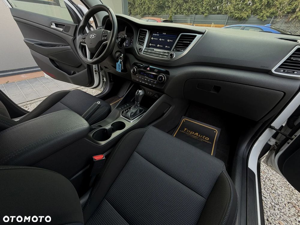 Hyundai Tucson blue 1.7 CRDi 2WD DCT Premium - 16