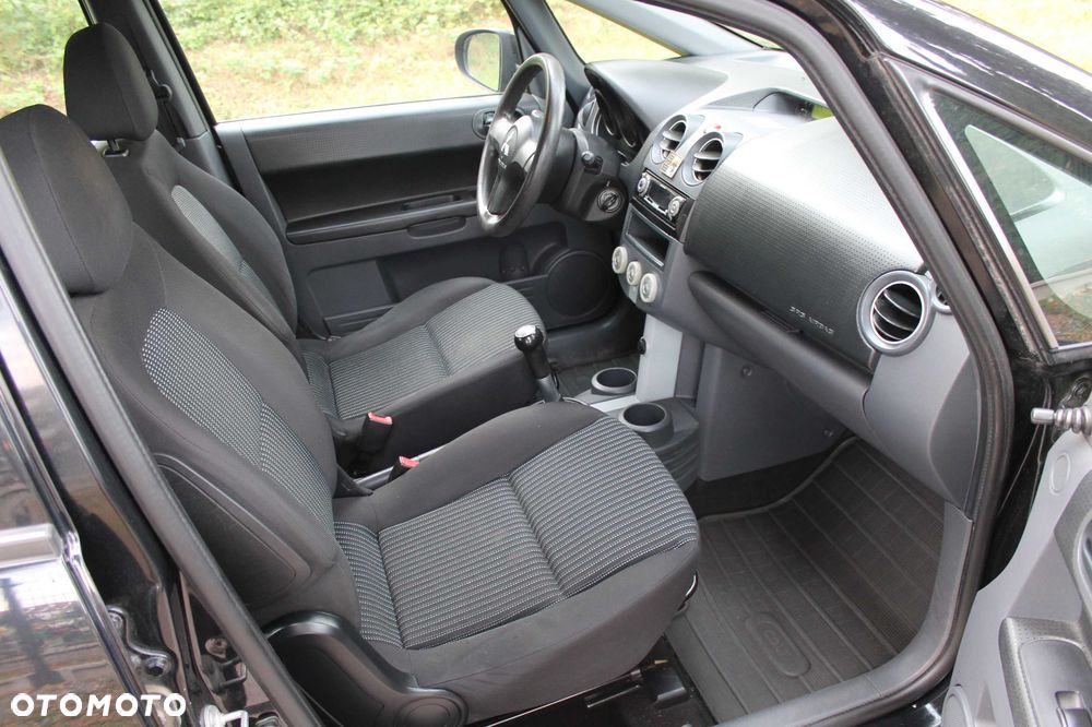 Mitsubishi Colt - 6
