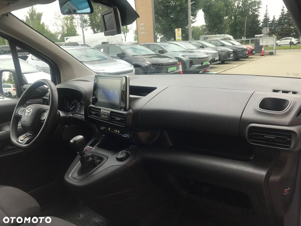 Toyota Proace City - 19