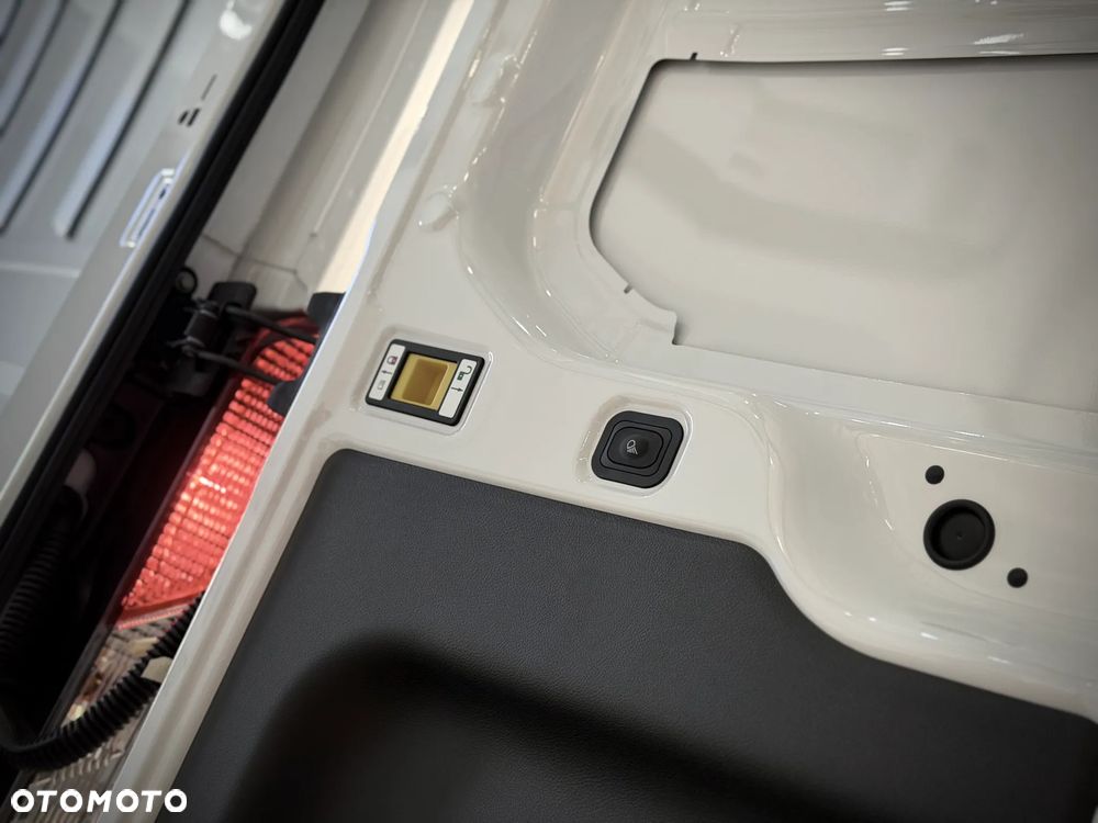 Ford Transit - 21