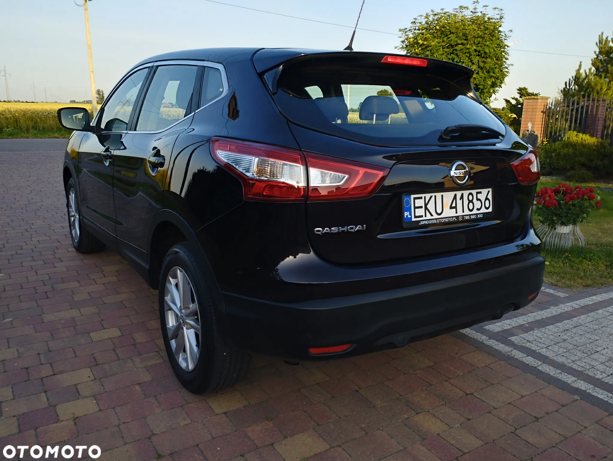 Nissan Qashqai 1.2 DIG-T Xtronic TEKNA - 4