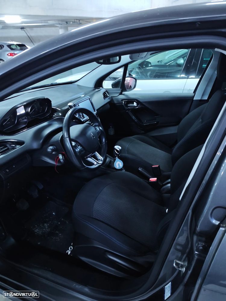 Peugeot 208 1.5 BlueHDi Signature - 7
