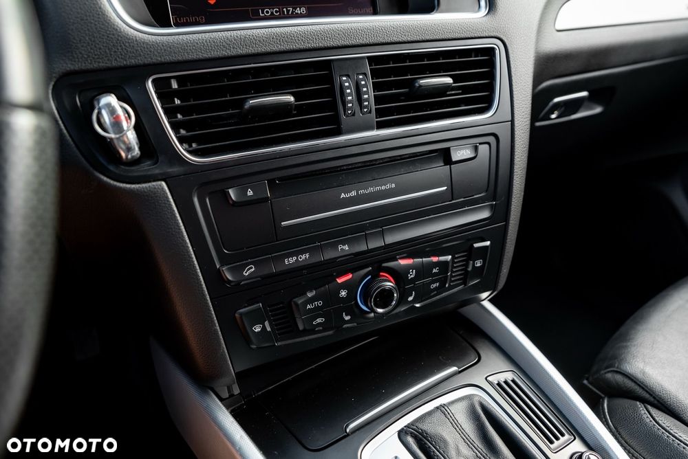 Audi Q5 3.2 FSI Quattro S tronic - 30