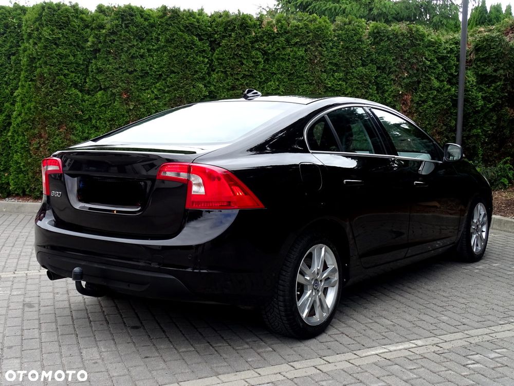 Volvo S60 D3 Geartronic RDesign - 5